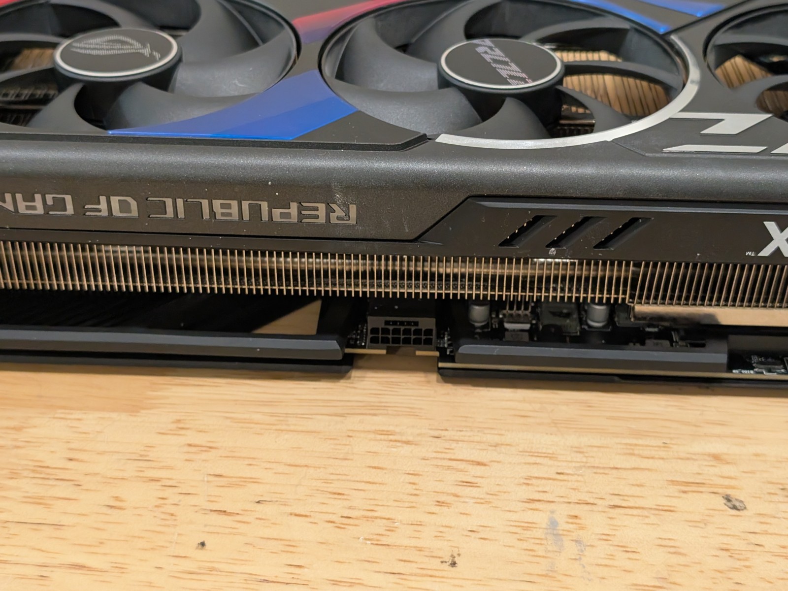 عرض مميز: كارت شاشة ASUS ROG S - مراجعة Rtx 4090 24Gb Video Card وسعره