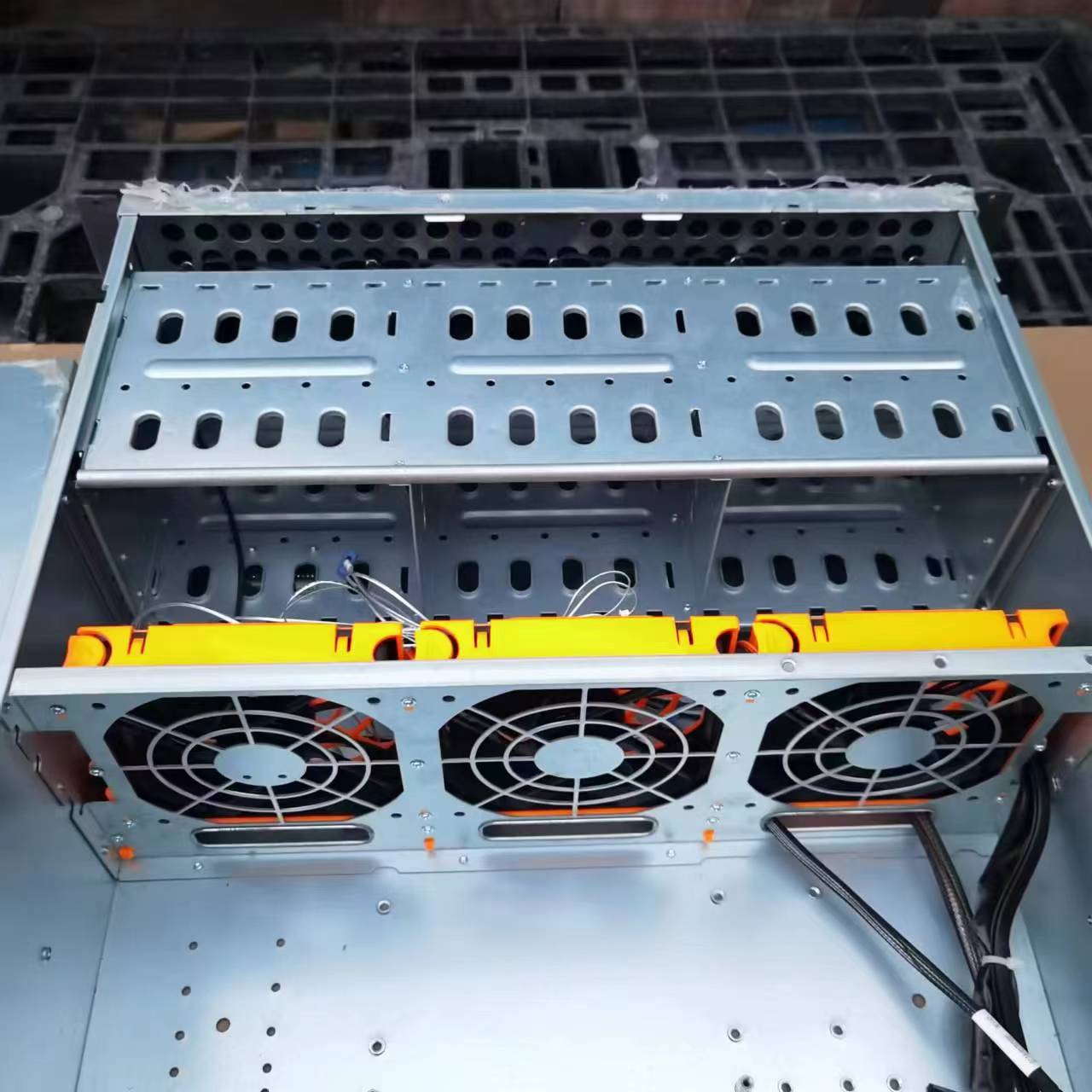 هيكل خادم صناعي 4U، متوافق مع  - مراجعة 8 Gpu 4U Server Chassis وسعره